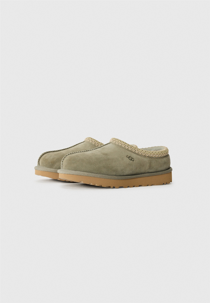 W Tasman 2