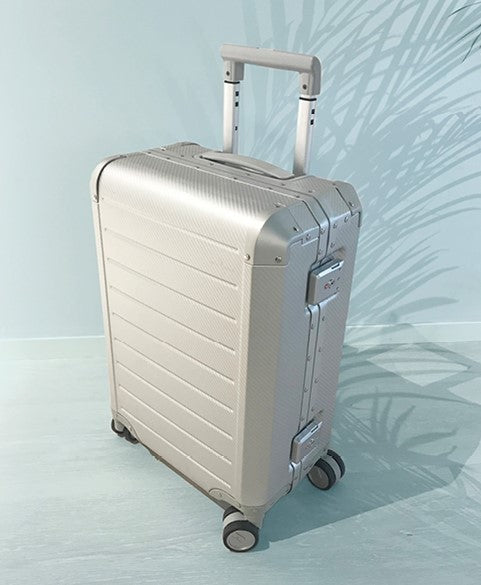 Copenhagen Suitcase Aluminium